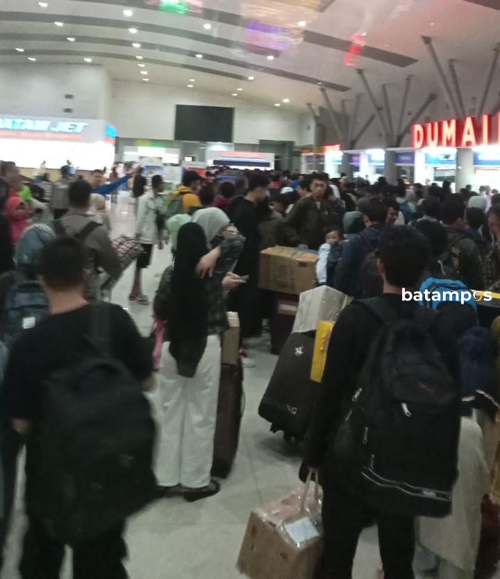 Puncak Mudik, Belasan Ribu Pemudik Tinggalkan Batam Lewat Pelabuhan Sekupang