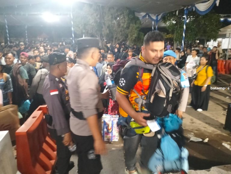 Puncak Mudik, KM Kelud Angkut 3.740 Penumpang dari Batam ke Medan