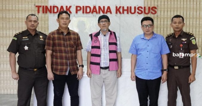 Jaksa Tahan Mantan Pejabat Tanjungpinang, Korupsi Belanja Hibah Pemkab Natuna