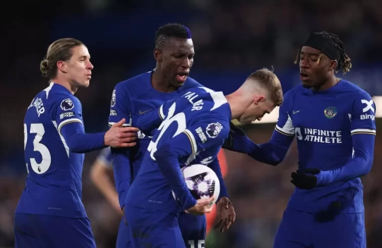 Chelsea Naik Klasemen Usai Bantai Everton 6-0
