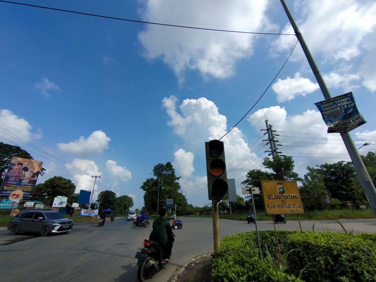 Traffic Light Simpang Tanjunguncang Kembali Normal, Kadishub Imbau Pengendara Tertib Berlalulintas