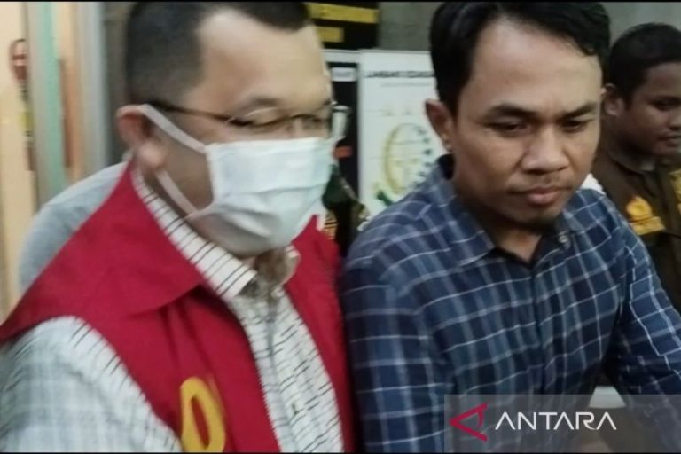 Terjerat Kasus Korupsi Dana Hibah, Kejati Tahan Mantan Ketua KONI Sumsel