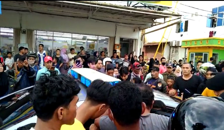 WN Singapura Nyaris Diamuk Massa, Disangka Menculik Anak