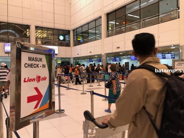 Arus Balik Lebaran di Bandara Hang Nadim Batam, Jumlah Penumpang Capai 55.966