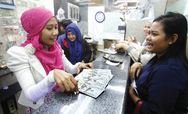 Rupiah Melemah Dipicu Sentimen Eksternal