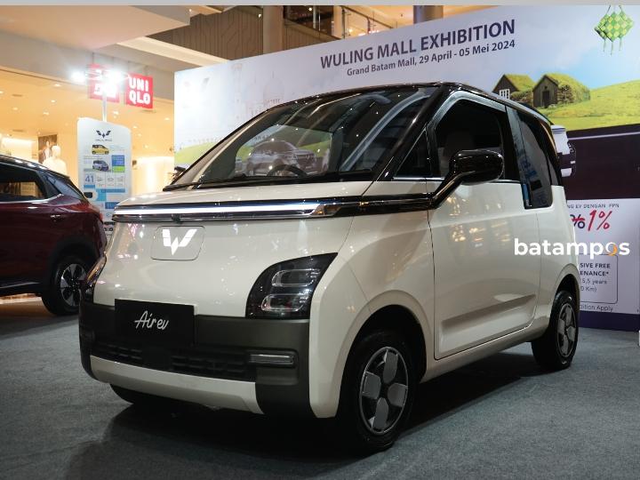Wuling Hadirkan Rangkaian Produk Andalannya dalam Pameran di Grand Batam Mall