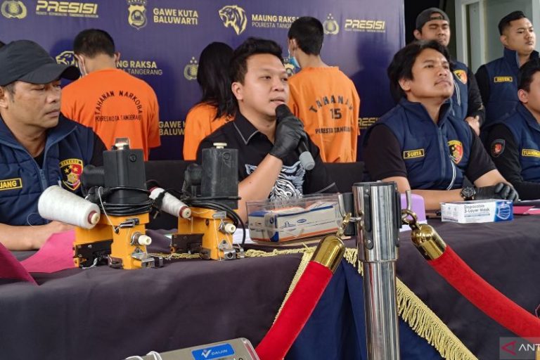 Polisi Tetapkan 4 Tersangka Kasus Penipuan Pengiriman Barang