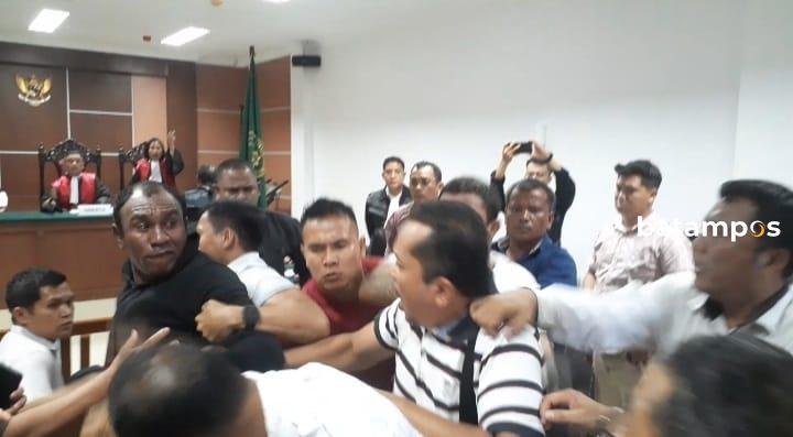 Bos PT Batam Riau Bertuah Divonis Lepas dari Segala Tuntutan Hukum, Konsumen Ruko BTC Akan Laporkan Hakim PN Batam ke Komisi Yudisial