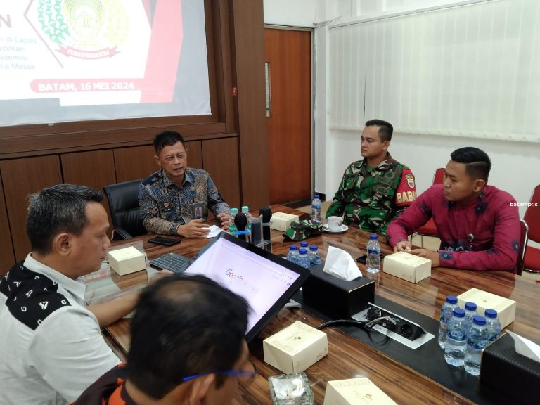 Lapas Batam Perkenalkan 28 Item Standar Layanan Pemasyarakatan Kepada Warga Binaan dan Masyarakat