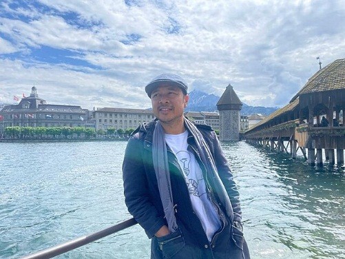 Membaca, Persahabatan, dan Sikap Adil