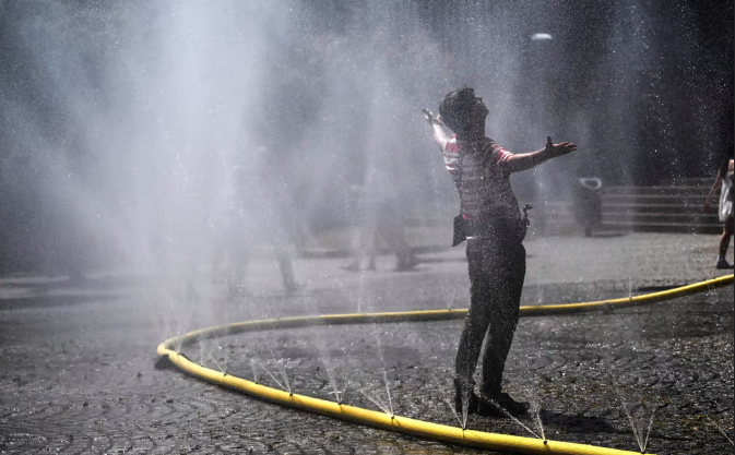 Panas Terik di Indonesia Karena Gelombang Panas? Ini Penjelasan BMKG