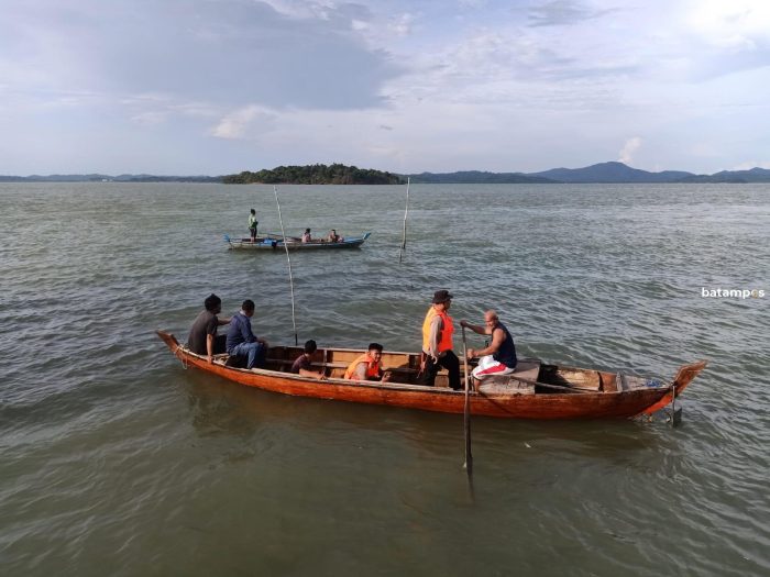 Berenang di Laut, 6 Selamat, Satu Orang masih Hilang