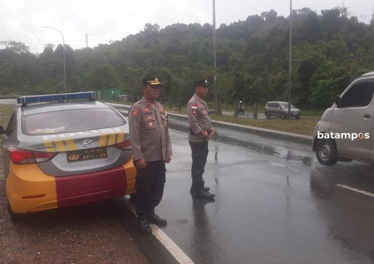 Polsek Sekupang Patroli Rutin di Lokasi Rawan Begal, Tindak Tegas Pelaku Begal