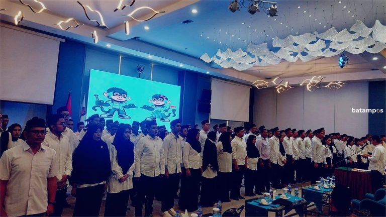 KPU Batam Lantik 192 Anggota PPS untuk Pilkada Batam