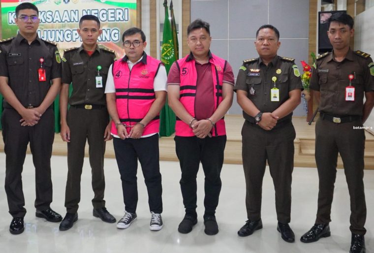 Jaksa Jebloskan Dua Tersangka Korupsi ke Penjara