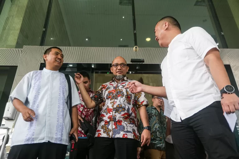 Novel Baswedan Cs Ajukan Judicial Review Batas Umur Pimpinan KPK ke MK