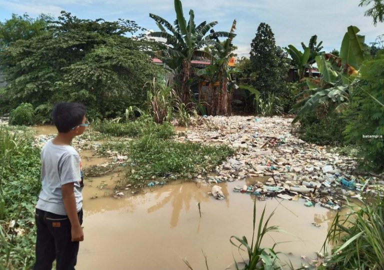 Intensitas Hujan dan Sampah Memperburuk Kondisi Drainase di Batuaji dan Sagulung