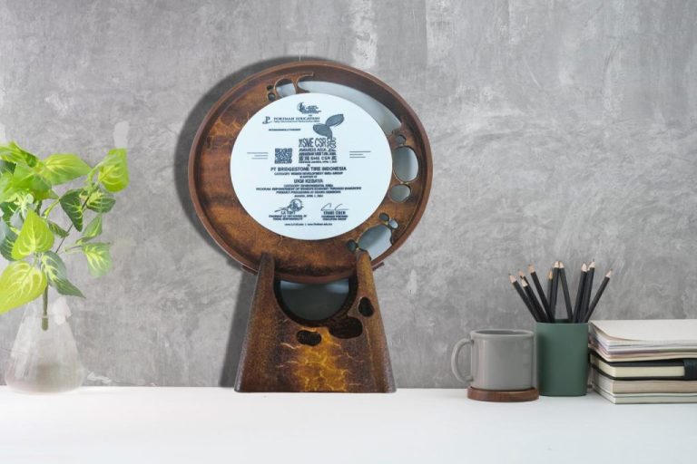 Berdayakan Masyarakat Pesisir, Bridgestone Indonesia Raih Penghargaan The SME CSR Award Asia 2024