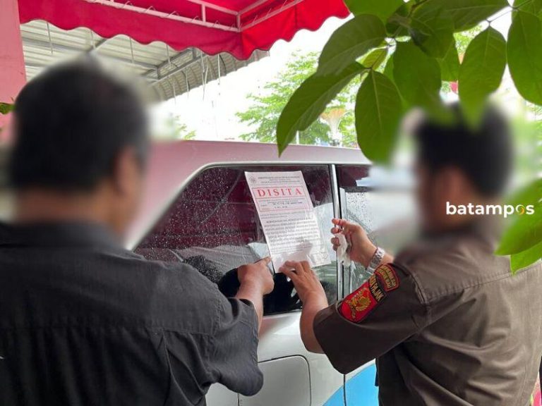 Tegakkan Hukum, Kanwil DJP Kepri Gelar Sita Bersama