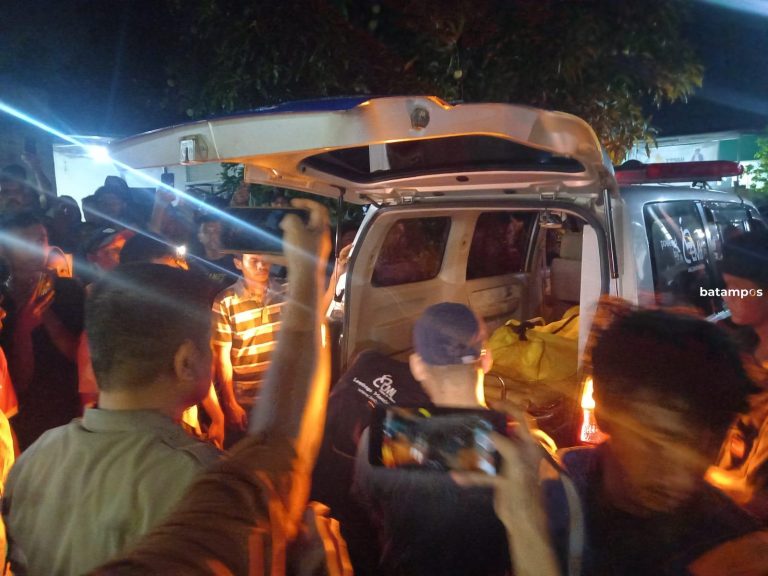 Polisi Dalami Motif Tewasnya Wanita Gantung Diri di Sagulung