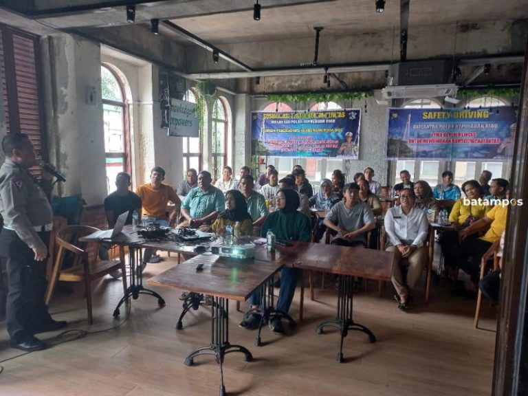 Kurangi Angka Kecelakaan di Batam, Polisi Sosialiasi Keselamatan Berkendara