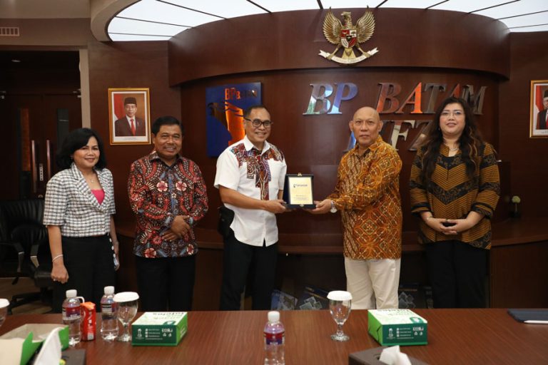 Dewan Komisaris Jakpro Studi Banding Tata Kelola Batam