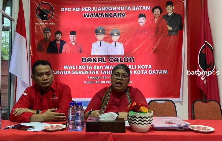 Marlin dan Amsakar Mendaftar ke PDIP Batam