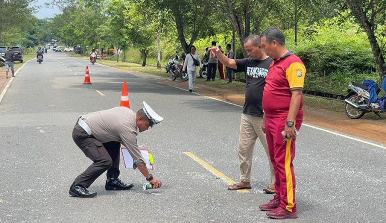Kecelakaan Beruntun Libatkan 4 Kendaraan di Jalan Lintas Barat, Bintan