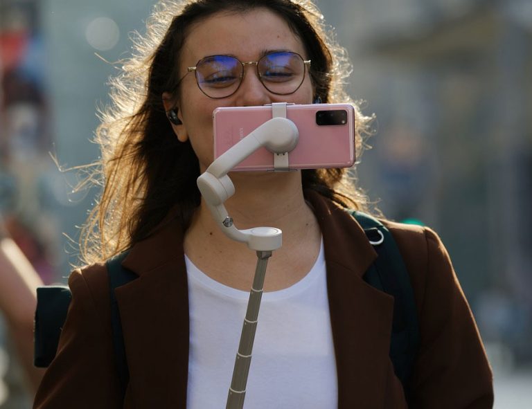 Larang Penayangan Jurnalistik Investigasi, RUU Penyiaran Tuai Kritik