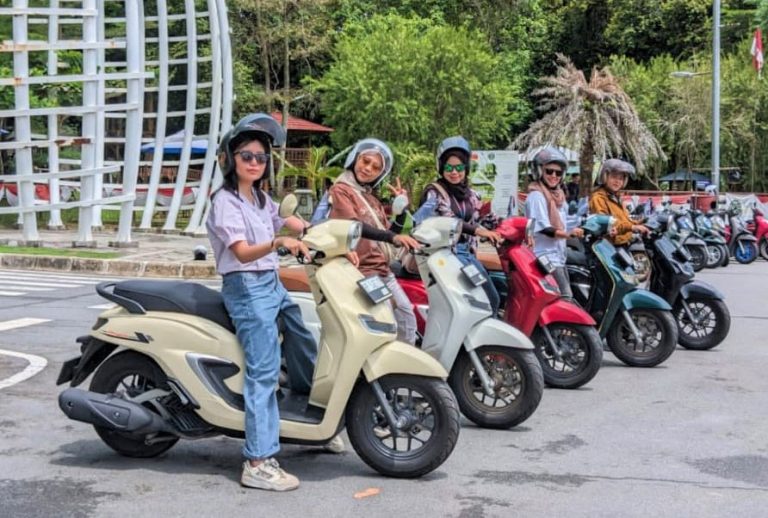 Fashion Ride bersama Honda Stylo 160