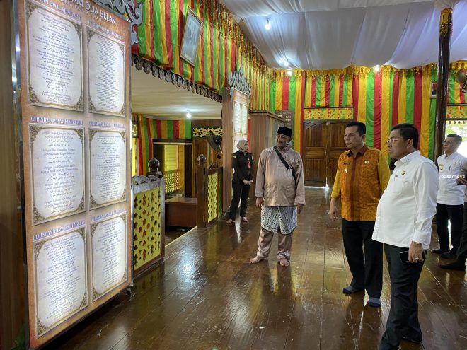 Wakil Jaksa Agung Takjub dengan Keindahan Wisata Religi Pulau Penyengat