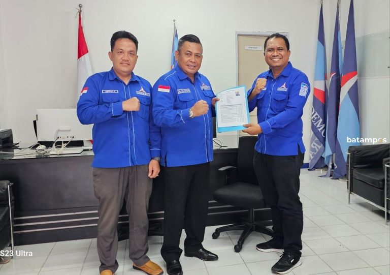 Ketua DPC Demokrat Batam Daftarkan Diri Sebagai Calon Wakil Walikota Batam