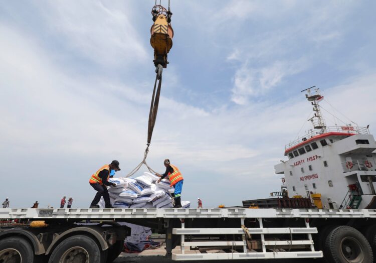 Target Impor Beras 3,9 Juta Ton