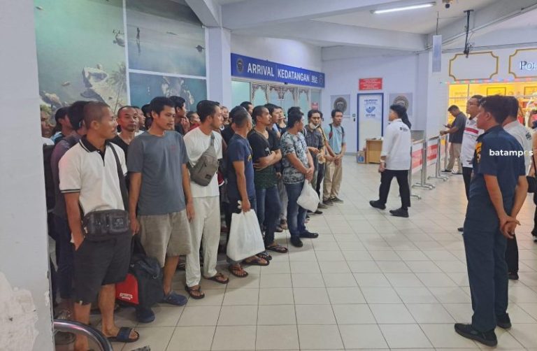 Malaysia Terus Deportasi PMI Lewat Batam