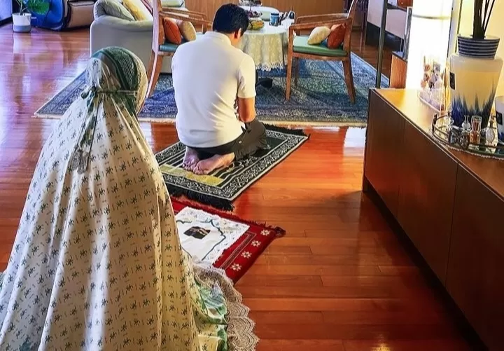 Hukum Mengerjakan Salat Idul Adha Sendiri di Rumah, Ini Tata Caranya