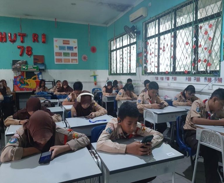 UKBI Adaptif Merdeka Pelajar di SMP Negeri 6 Batam