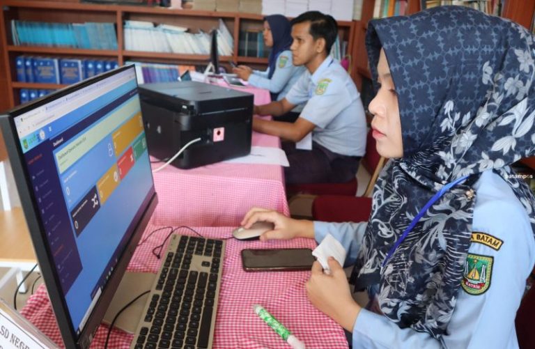 PPDB Tingkat SD: Jalur Afirmasi Masih Minim,Ortu Siswa Tunggu Zonasi