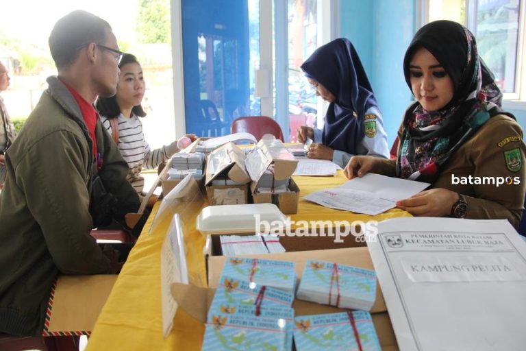 Disdukcapil Batam Cetak 7.901 e-KTP, Mayoritas untuk Pemula