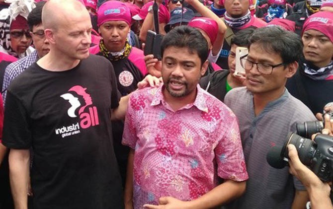 Buruh Minta DPR Tak Cuci Tangan