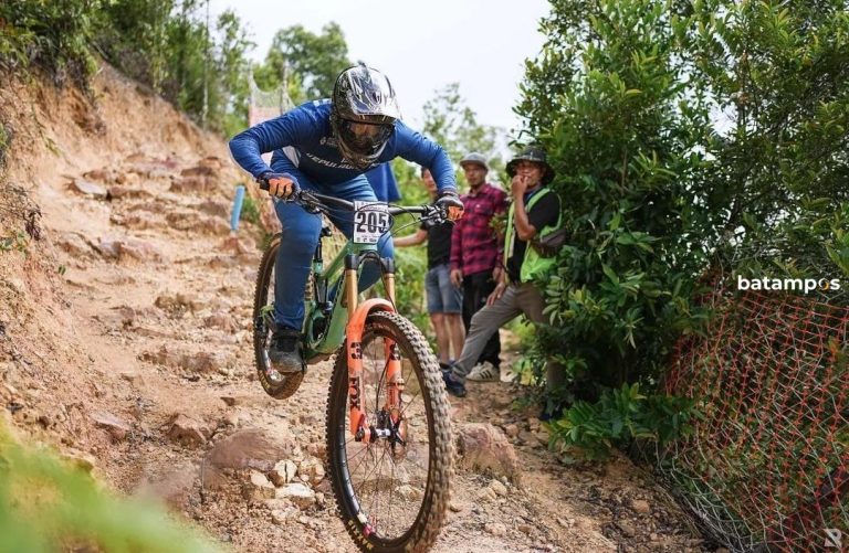 Kepri Borong Juara Nomor Enduro Men Junior di Kejurnas Balap Sepeda MTB 2024