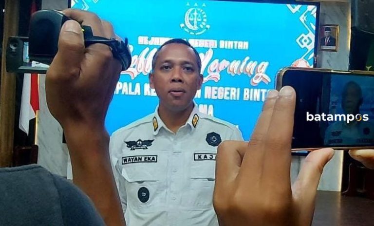 Jaksa Kembalikan Berkas Perkara Tersangka M Riduan dan Budiman Terkait Dugaan Pemalsuan Surat Tanah di Bintan