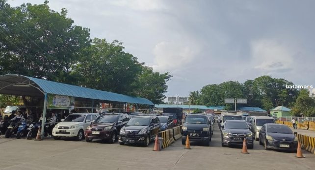 Arus Balik Libur Idul Adha di Pelabuhan ASDP Tanjunguban Terpantau Ramai Lancar