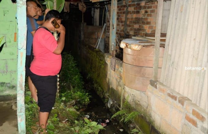 Mayat Bayi Ditemukan dalam Kantong Plastik di Jalan Pramuka