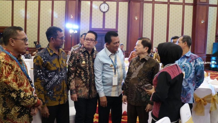 Kolaborasi Sistem Data Regsosek Diluncurkan, Gubernur Ansar: Sarana Mengurai Akar Kemiskinan