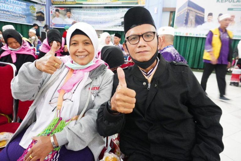 Jemaah BTH 03 Asal Pekanbaru Acungi Jempol Pelayanan Haji Tahun 2024