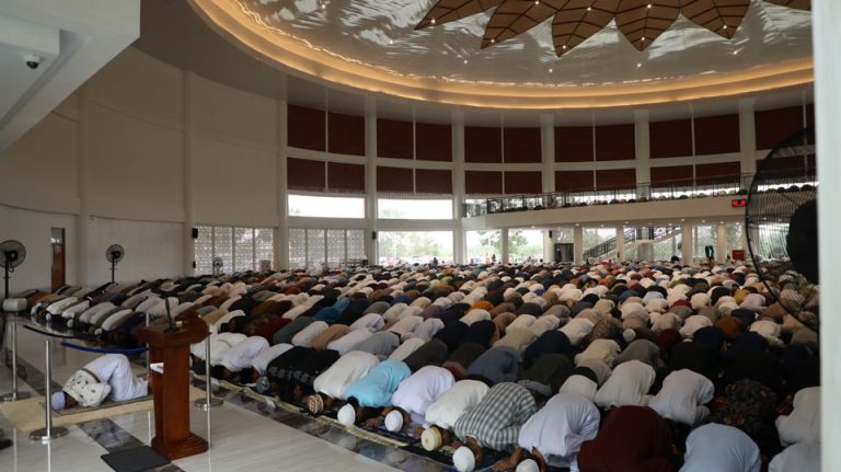 Sholat Idul Adha 1445 H di Masjid Tanjak