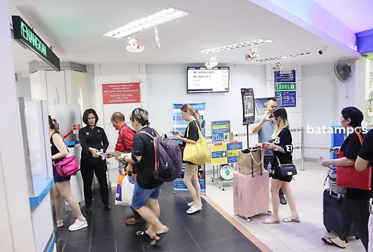 Pengelola Pelabuhan Mengaku Tak Pernah Dengar Keluhan Wisman Terkait Harga Tiket Batam – Singapura