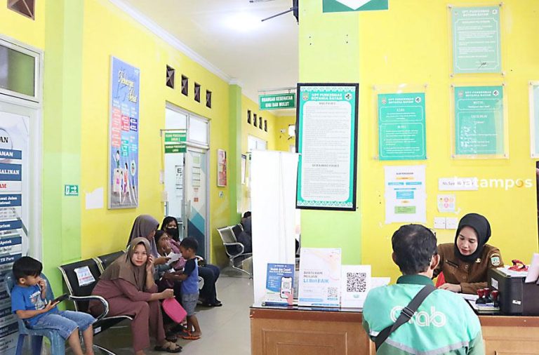 Kasus ISPA Tinggi, Gejala Mirip Covid-19