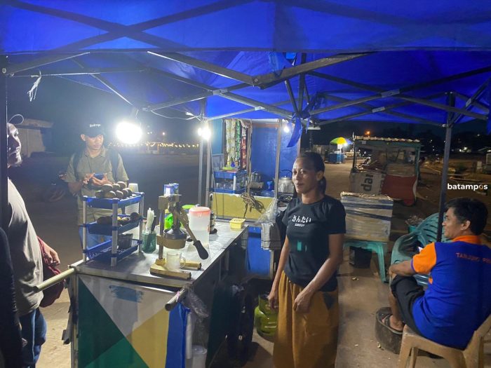 Pedagang di Food Street Gurindam 12 Resah, Alat Jualan Diicaran Maling
