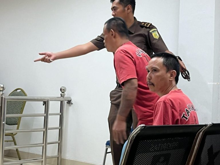 Bisnis Minyak Goreng Subsidi Bangkrut, Alexandro Jadi Pesakitan